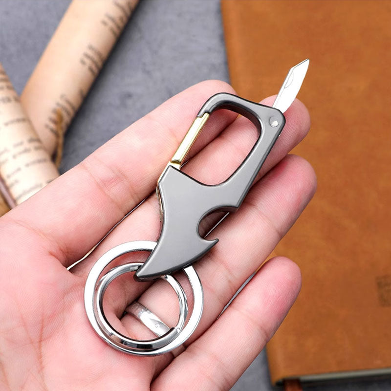 Multifunctional outdoor keychain