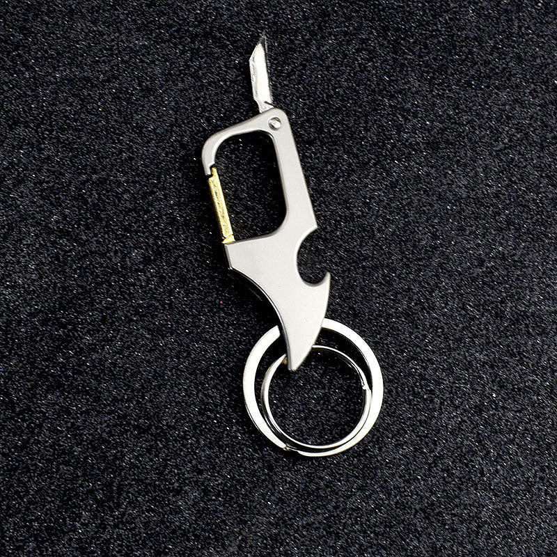 Multifunctional outdoor keychain